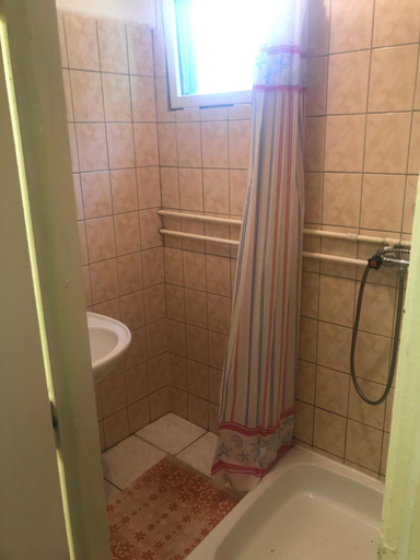 Bathroom, ANNA - Borsodi, Komárno