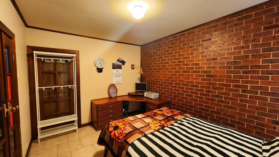 Others 5, Peaceful Haven, Adelaide