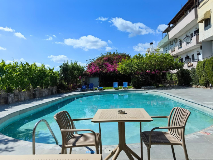 Others 5, Eva Ivoni apartments, Crete
