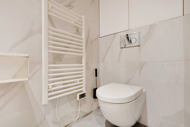 Bathroom 2, Comfortable Studio - 1br/4p - Republique, Paris