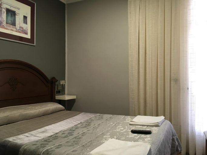 Bedroom 3, Pension La Redonda, La Rioja