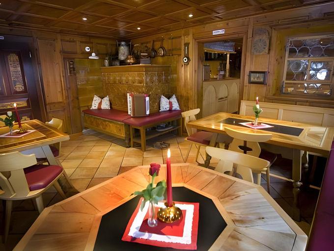Others 5, Gasthaus Muntafuner Stobli, Bludenz