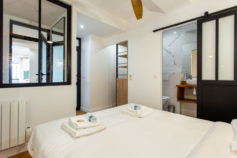 Bedroom 5, Stunning Apartment - 3br/10p - Bastille/voltaire - D, Paris