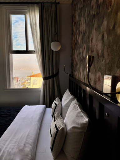 Bedroom 4, Mansion Milia, Adalar
