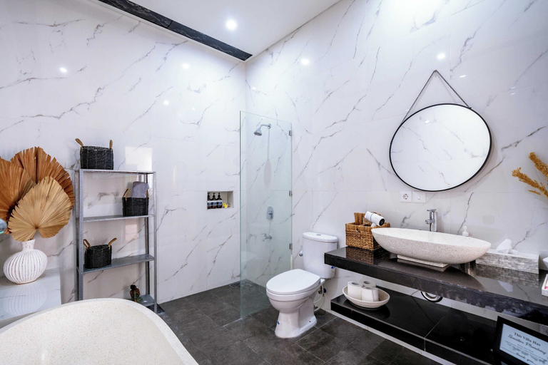 Bathroom 3, Villa Lilly Sanur, Denpasar