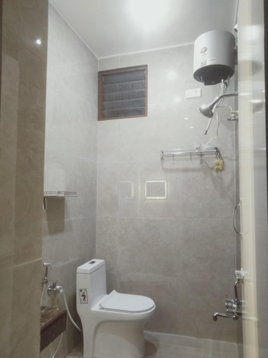 Bathroom 4, THE FARM CREST, ECR KADALUR VILLAGE, Kancheepuram