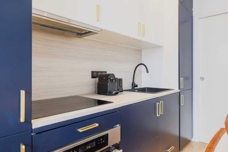 Private kitchen 3, Welcoming 2BR6P Apartment - Roquette, Paris