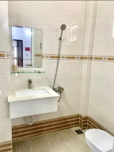 HOTEL THUỲ TRANG, Binh Tan