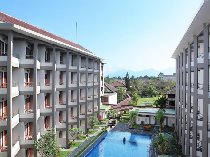 Exterior 11