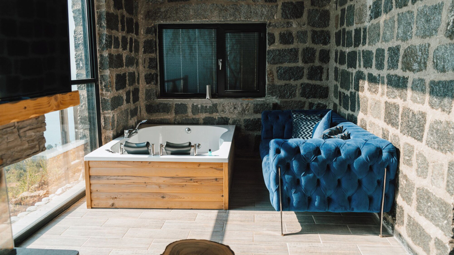 Bathroom 4, Madağ Bungalov, Fındıklı