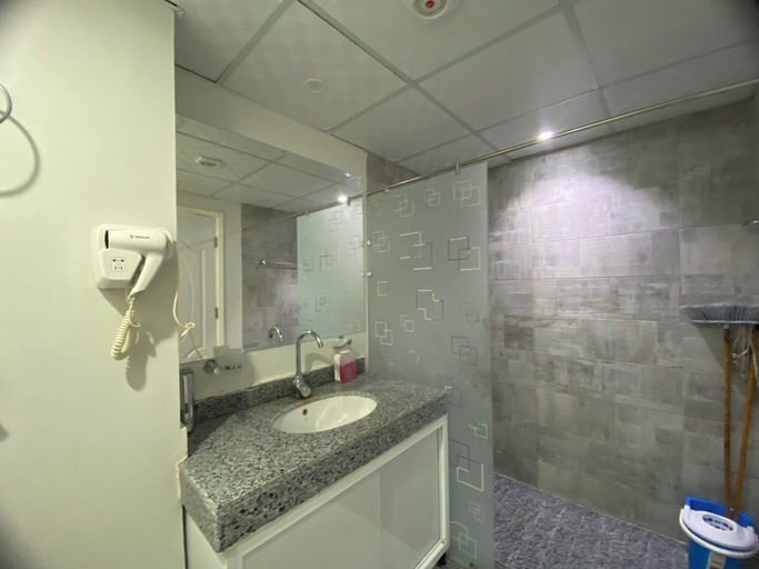 Bathroom 5, Scandic Resort, Al-Ghurdaqah
