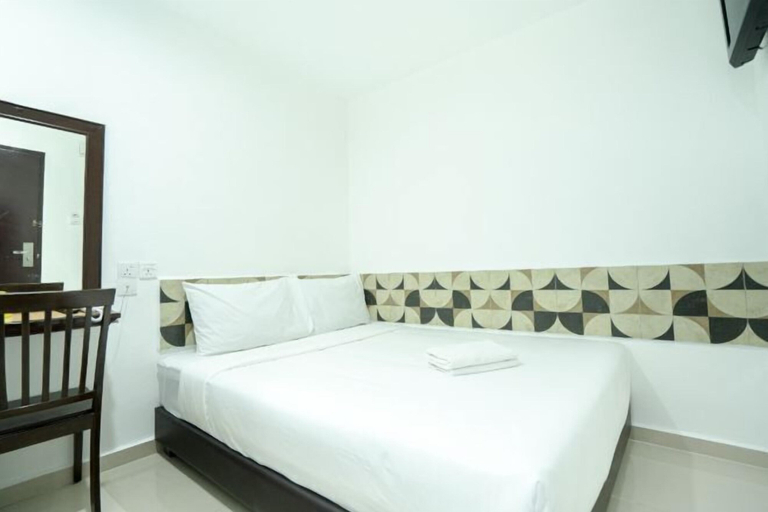 Bedroom 12