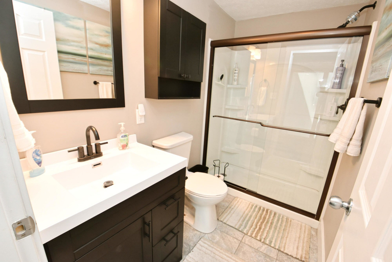 Room 4, 3 Blocks to Notre Dame EV Charger 1707, Saint Joseph
