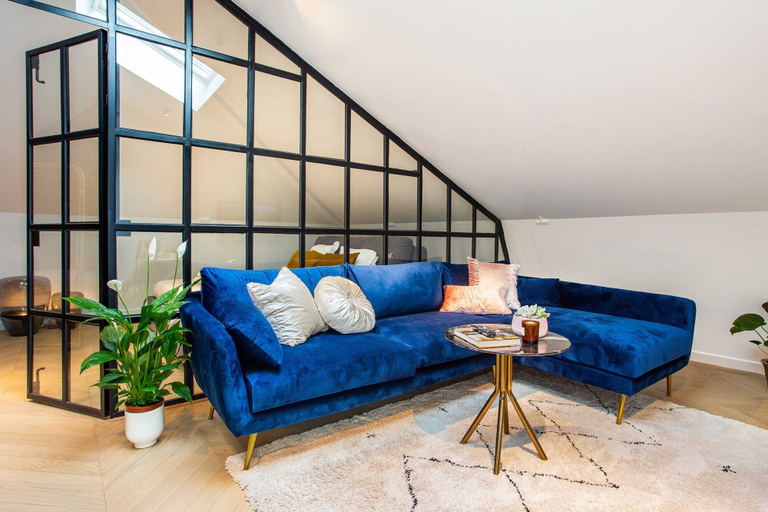 Living area, Magnificent 1br/4p Apartment - Montorgueil 9, Paris