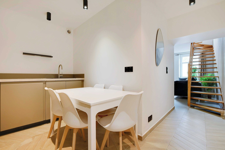 Dining, Eclectic Apartment - 2br/6p - Pl. Republique, Paris