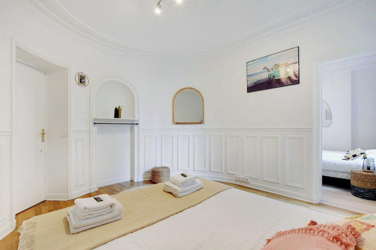 Room 4, Chic apartment - 3BR 10P - Gare de l'Est Republique, Paris