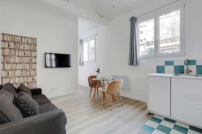 Living area 2, Intimate Apartment - 1br/4p - Saint-lambert, Paris