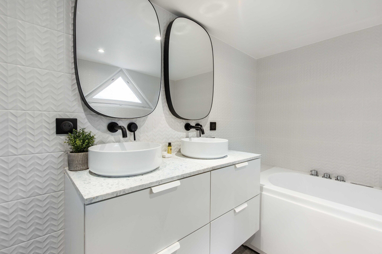 Bathroom 3, Cosy Apartment - Parc des expositions  Eiffel Tour, Paris