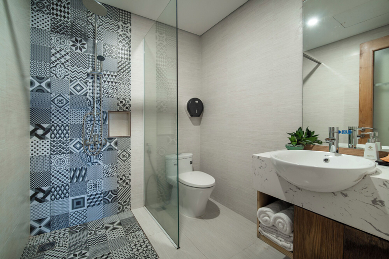Bathroom 4, DOMA by HSuites Hotel & Apartment, Da Nang