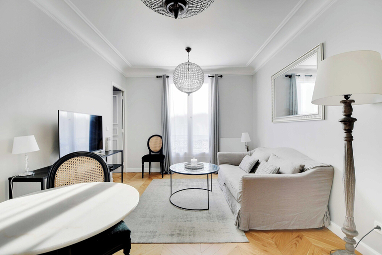 Dining 2, Charming Apartment - 1br/4p - Chaillot/trocadero, Paris