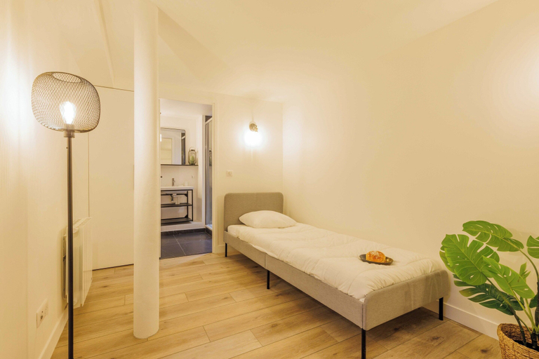 Room 5, Cozy apartment - 2BR/4P - Place Pigalle, Paris