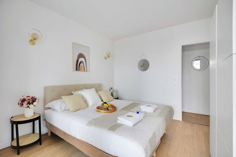 Bedroom 2, Elegant apartment - 2BR/6P - Tour Eiffel, Paris