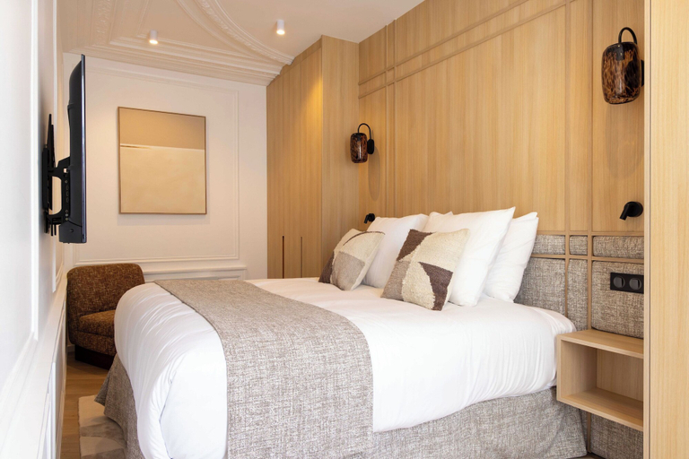 Bedroom 4, Splendid Apartment - 2br/6p - Near Palais Royal, Paris