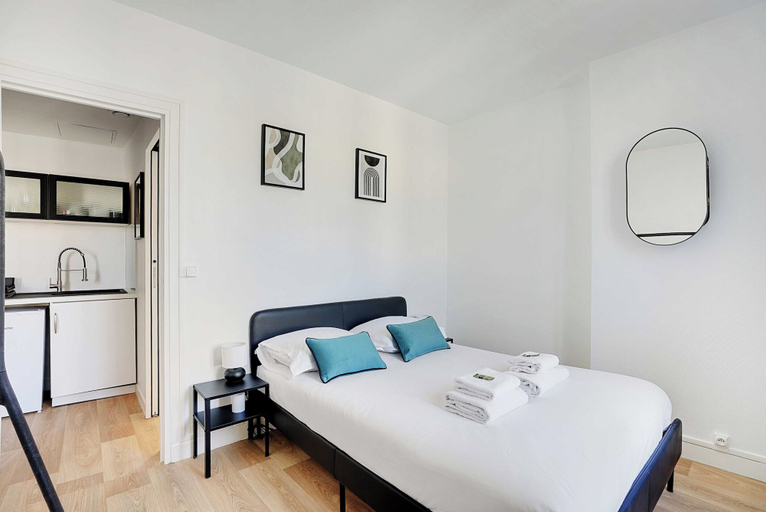 Room 2, Modern Apartment - 2br/4p - Sacre-coeur, Paris