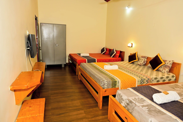 Bedroom 2, Elegance Homestay, Chikmagalur