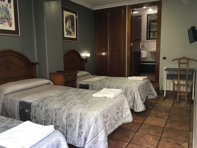 Bedroom 2, Pension La Redonda, La Rioja