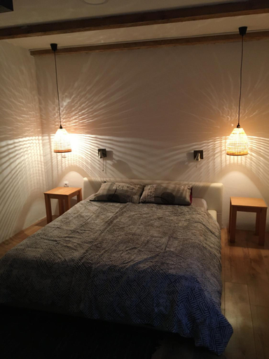 Others 5, Dunavska Room, Novi Sad
