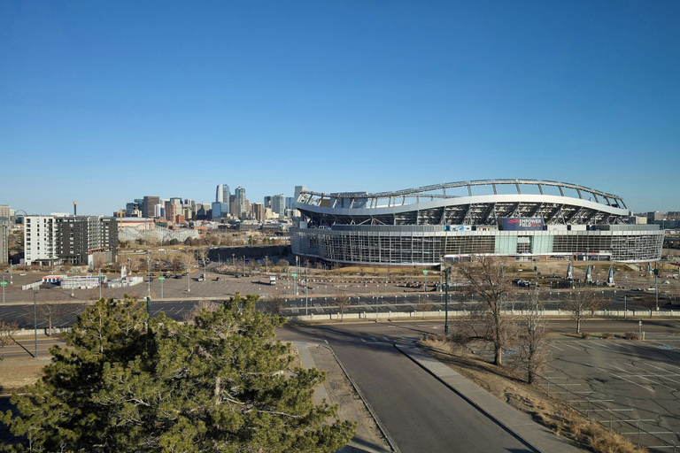 Exterior & Views 2, Courtyard by Marriott Denver Downtown West, Denver
