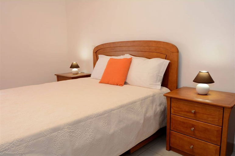 Room 4, 36, Portimão