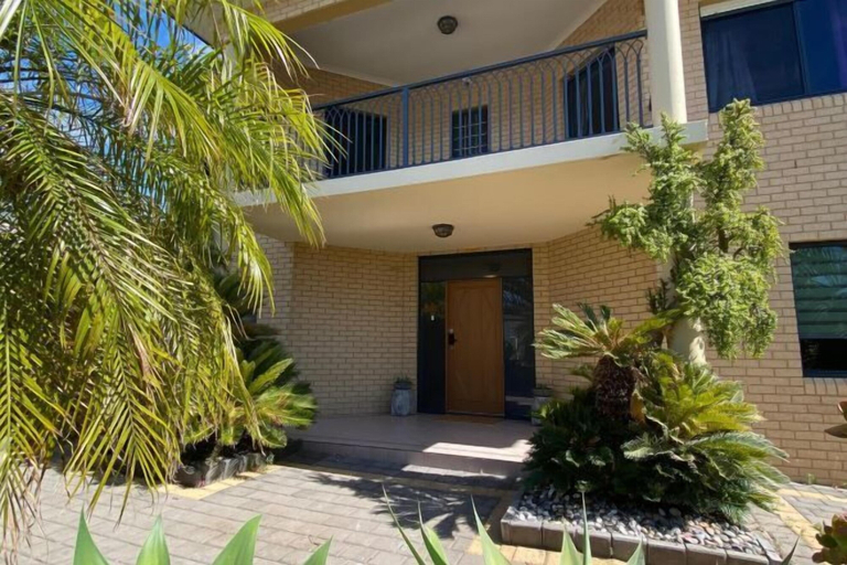 Exterior & Views 2, Sunny Ocean View Retreat, Joondalup
