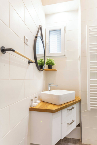 Bathroom 2, Lovely Studio for 2 People - Sentier, Paris