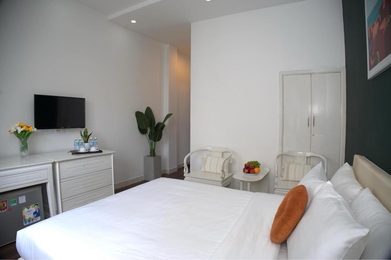 Bedroom 8