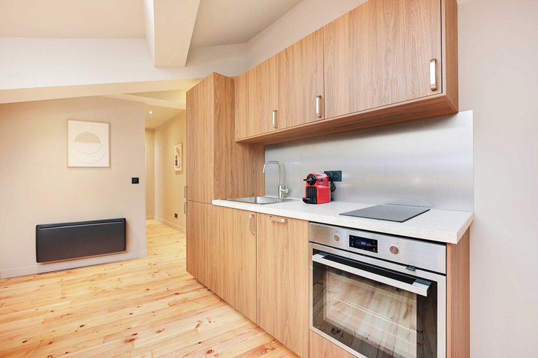 Private kitchen, Charming Apt - 2bd/10p - Buttes aux Cailles, Paris