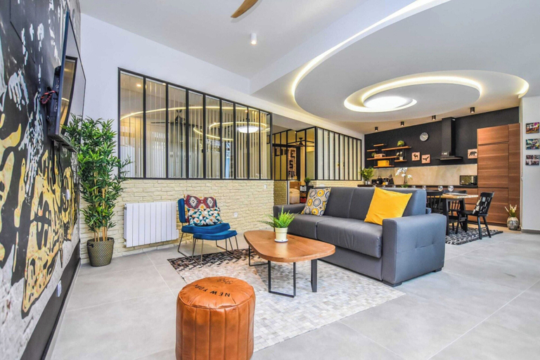 Living area 4, Spacious Apartment - 4br/10p - Butte-aux-cailles, Paris