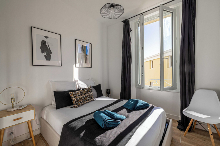 Room 3, Cannes Center - 2br/4p - Palais des Festivals, Alpes-Maritimes