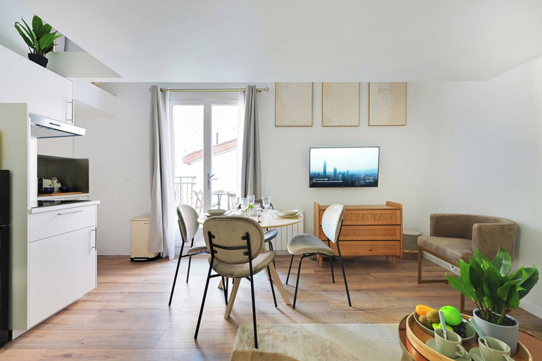 Living area 3, Modern Apartment -1BR/4P- Le Kremlin-Bicêtre, Val-de-Marne