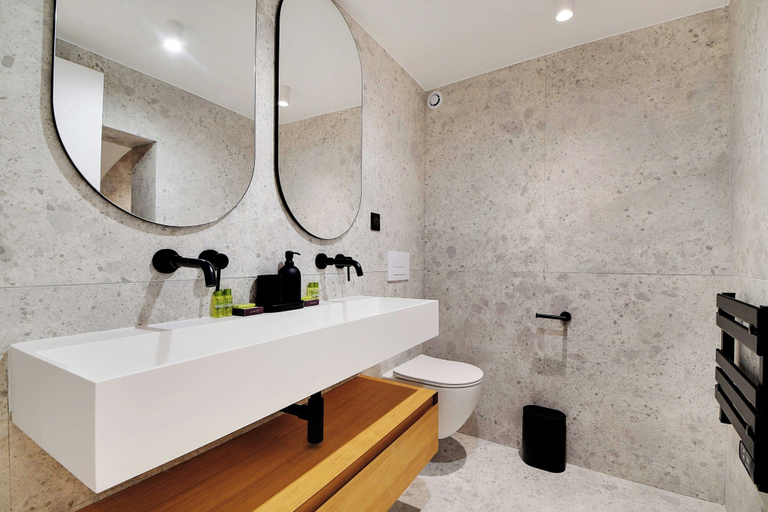 Bathroom 2, Welcoming Apartment - 2br/6p - Sainte-avoye, Paris