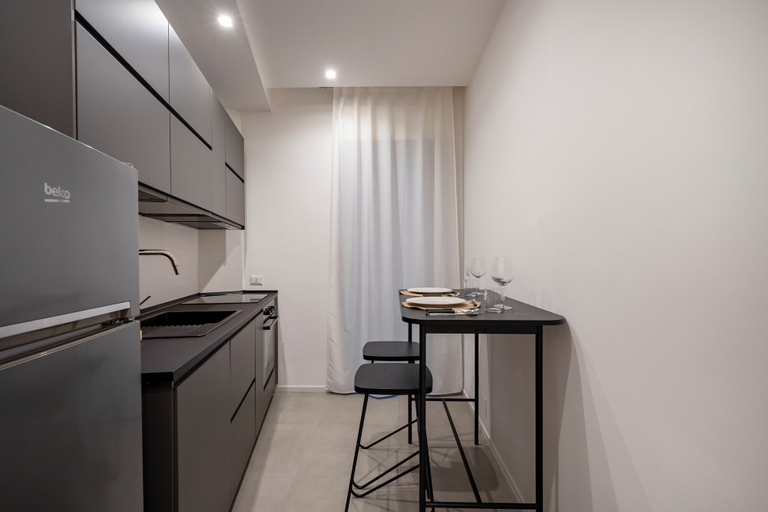 Others 4, Luxury Apartment in Bari Center, Bari