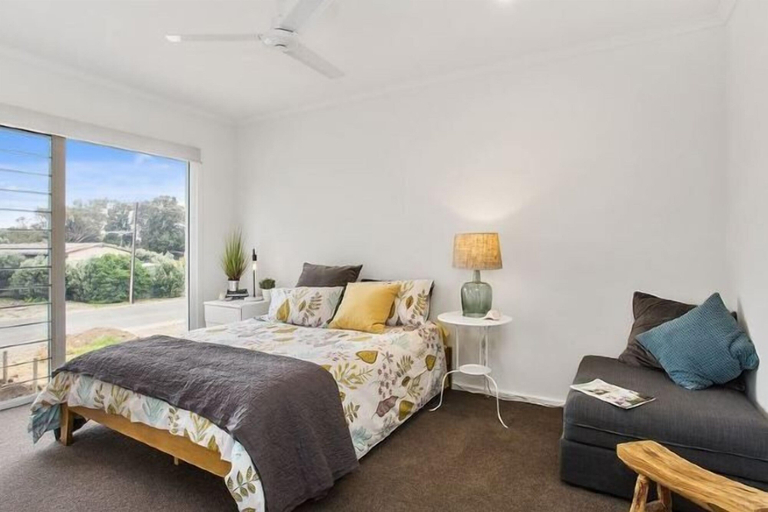 Sea View at Silver Sands - C21 SouthCoast Holidays, Adelaide