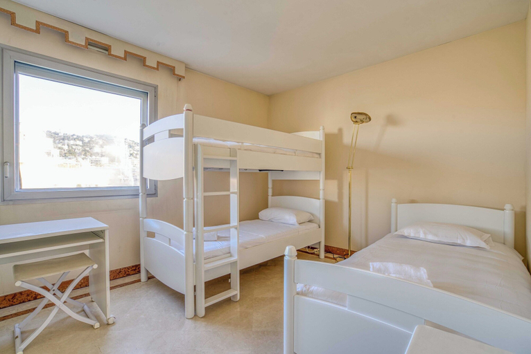 Room 5, Apartment 60sqm on the Croisette - Balcony With sea View, Alpes-Maritimes