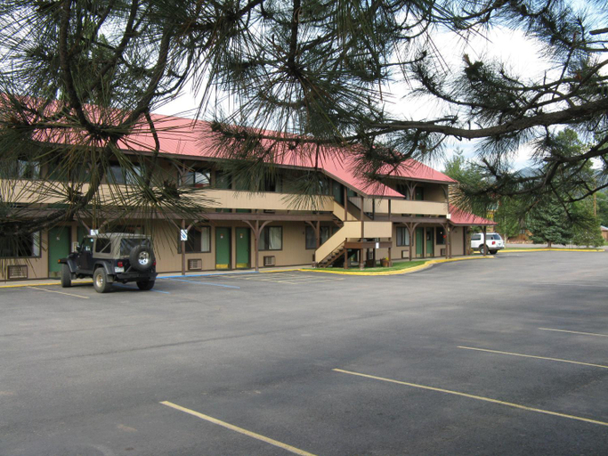 Others 4, Branding Iron Motel, Rio Arriba