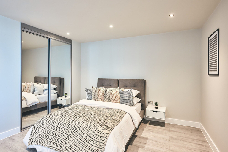 Room 4, Cozy Studio in Bracknell With Free Parking, Bracknell Forest
