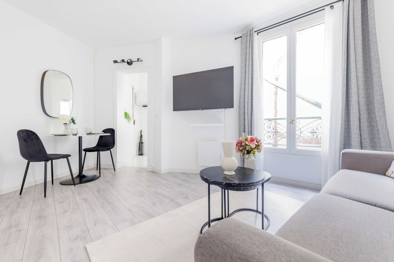 Living area 3, Intimate Studio - 2P - Vincennes/lac Saint-mande, Val-de-Marne