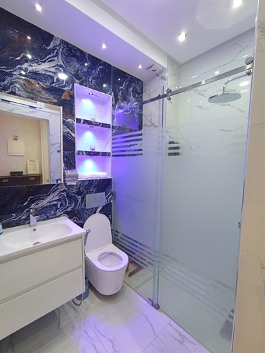 Bathroom 4, Aphrodite Apartment, Tanger-Assilah