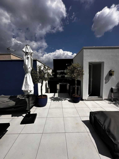 Exterior 5, Exclusive Apt w/ Rooftop -2bd/4p Porte D'auteuil