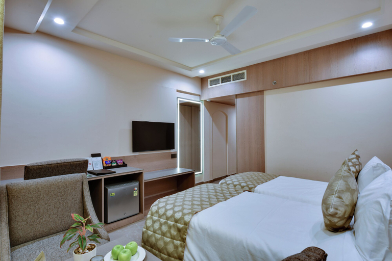 Bedroom 2, The Fern Residency Ahmedabad, Ellisbridge, Series by Marriott, Ahmadabad